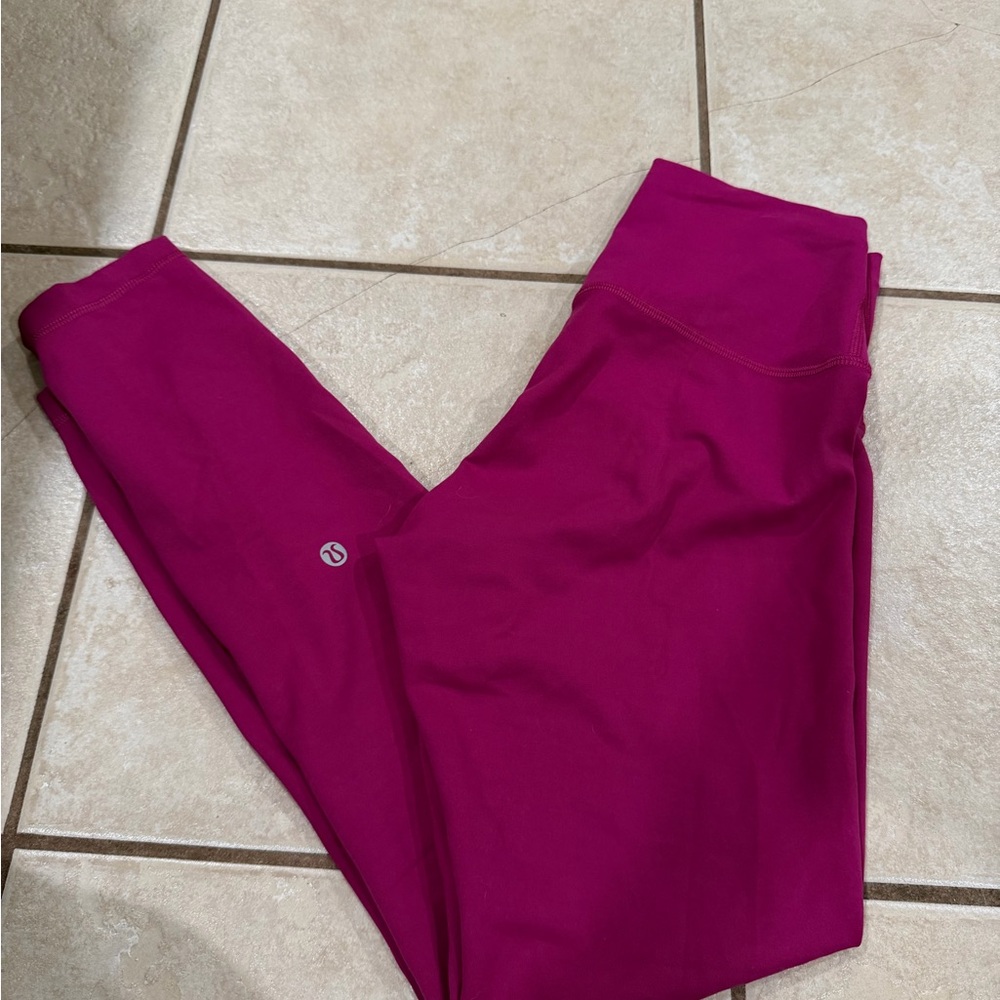 Lululemon Wunder Train high rise 25”